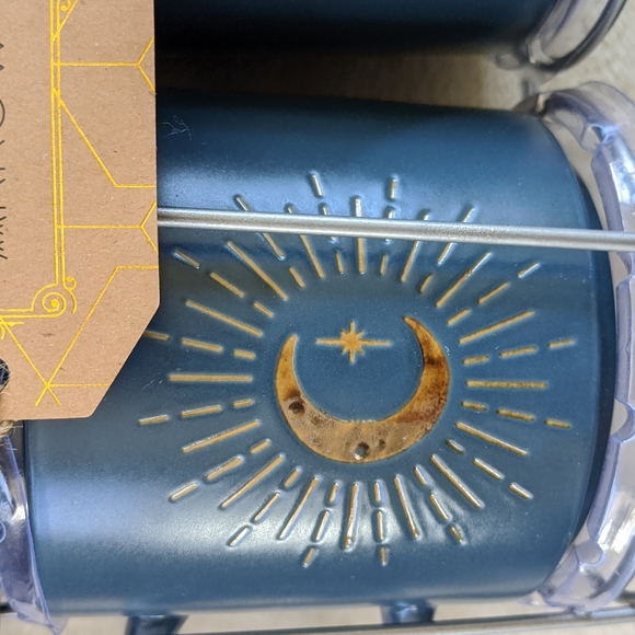 Arrow & feather stackable mug set.  Celestial detail - Picture 4 of 5